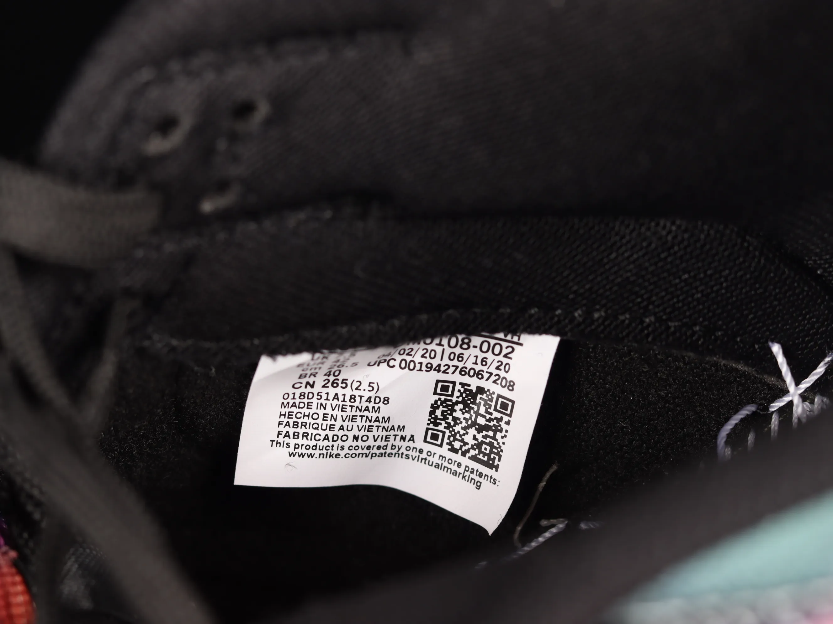 All Categories Nk SB Dunk Series Nk SB Dunk Low Low-top sneakers F version Nk Dunk Low "Graffiti" Street graffiti Black and purple tie-dye SB low-top sports and leisure sneakers DM0108-002